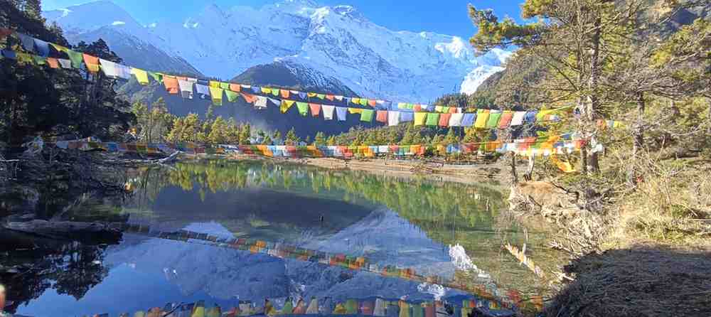 GreenlakewithAnnapurnaIIandAnnapurna4th1.jpg GreenlakewithAnnapurnaIIandAnnapurna4th1.jpg