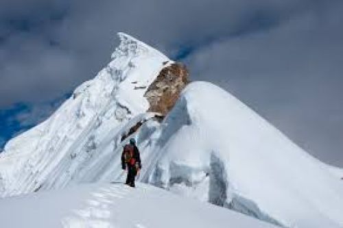 how to prepare for island peak climbing